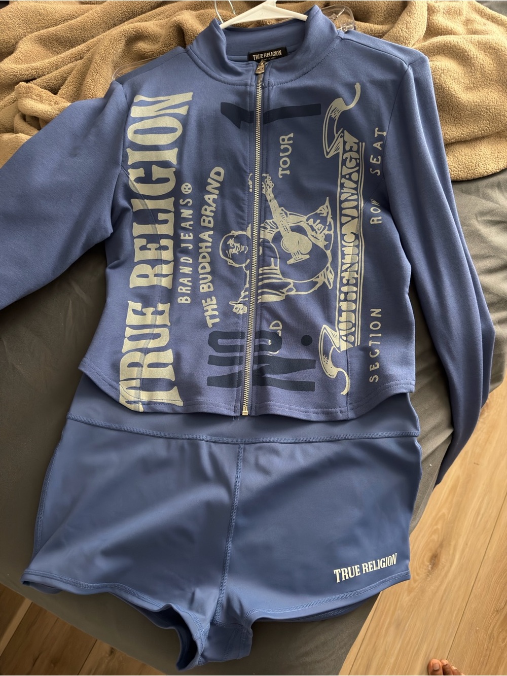 True religion short set